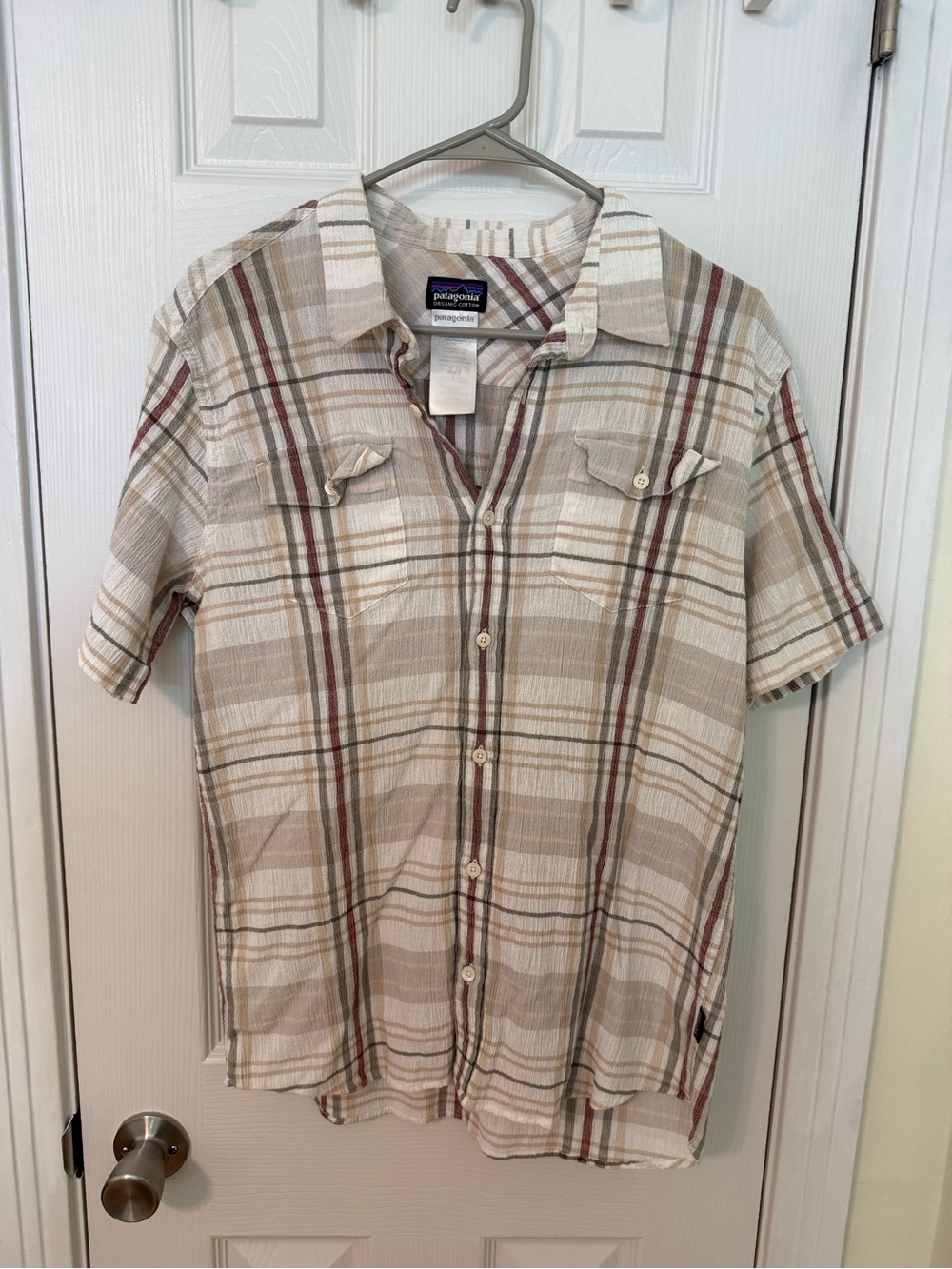 Patagonia Men's Beige Plaid Short-Sleeve Button-Up Shirt